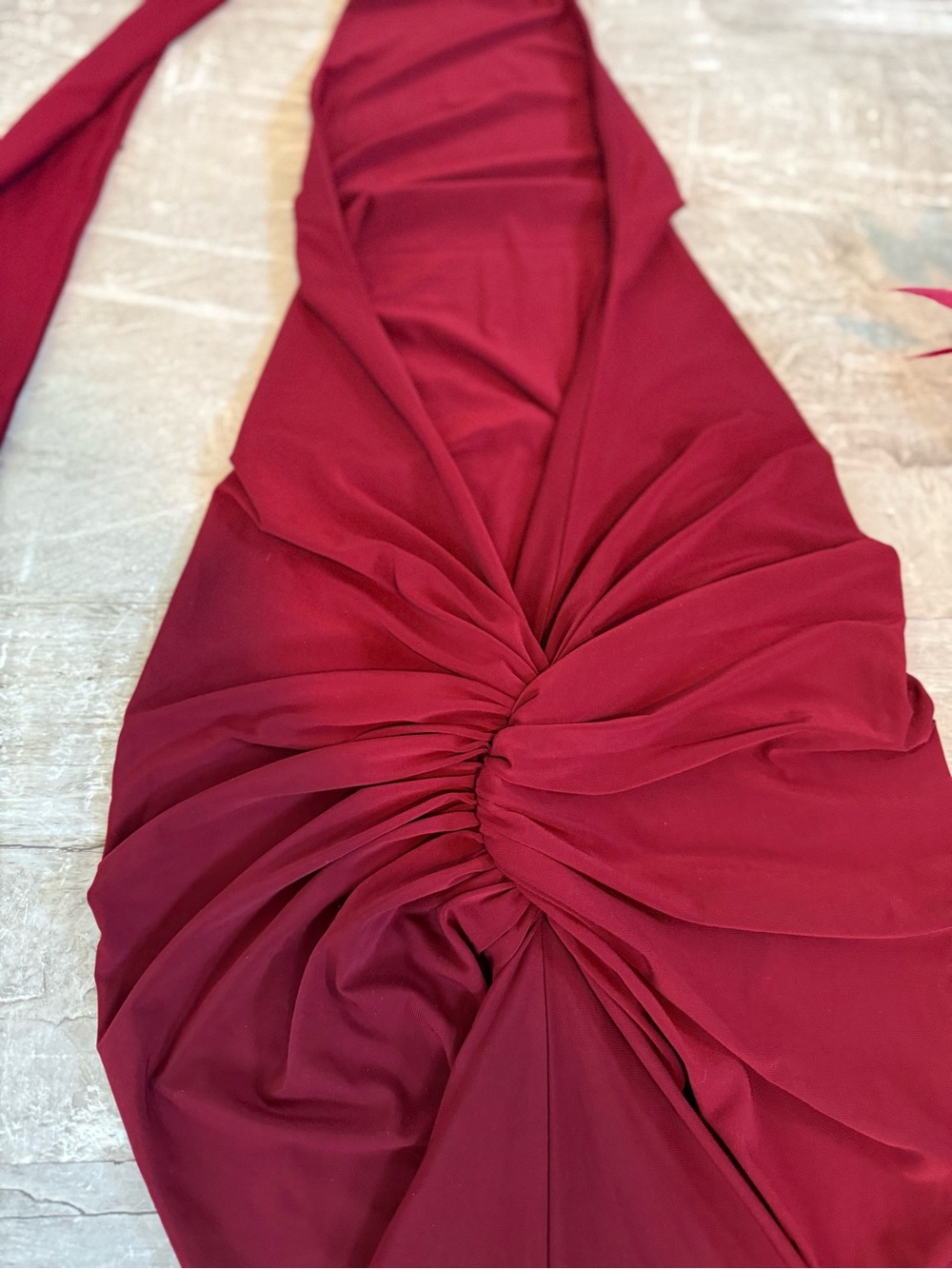 Melani Leoni Dress Wine Small + Matching Fascinator - Picture 3 of 16